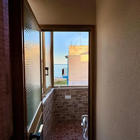 Frontemare12 Holiday home